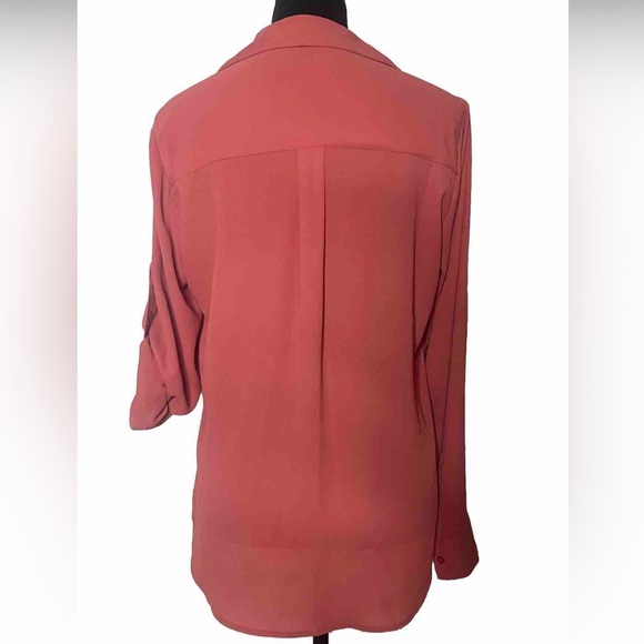 Women’s Express, size M Long sleeve, cranberry blouse with convertible‎ sleeve - Picture 2 of 8